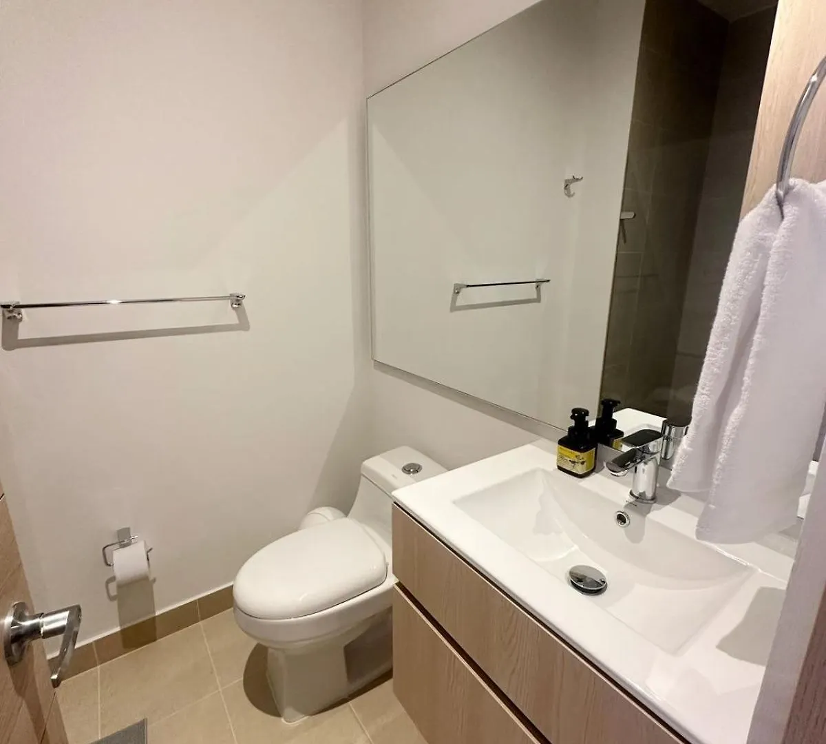 Eira Suites Marina - By Inmobiliaria Vs サンタ・マルタ 0*,