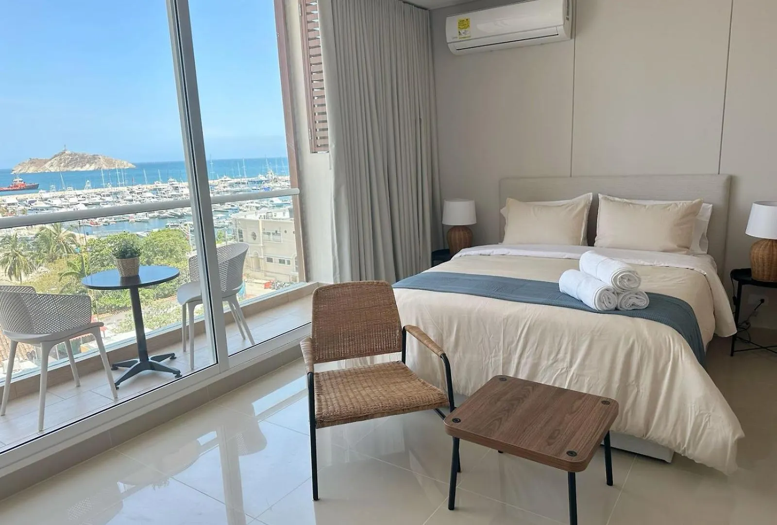 Eira Suites Marina - By Inmobiliaria Vs サンタ・マルタ アパート